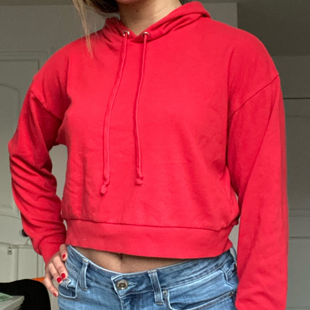 Cropped hoodie